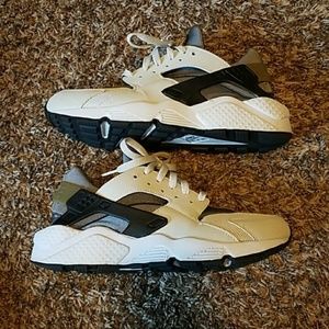 Nike Huaraches